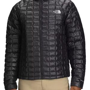 The North Face Men's Quilted Black Puffer Jacket